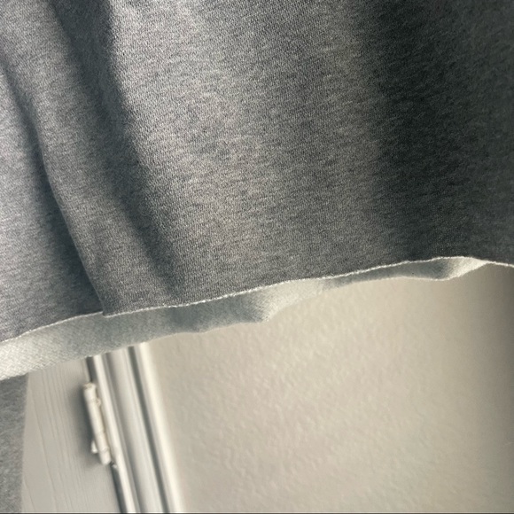 NEW CROPPED HOODIE - Picture 8 of 8